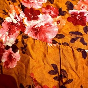 Girls size 10/12 dress. NWT